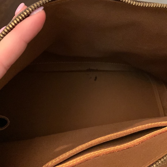 ❤️Authentic Luis Vuitton Alma PM❤️ - Picture 13 of 16